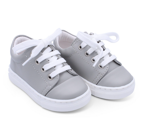 Borboleta Santiago Low Lace Up Pale Grey