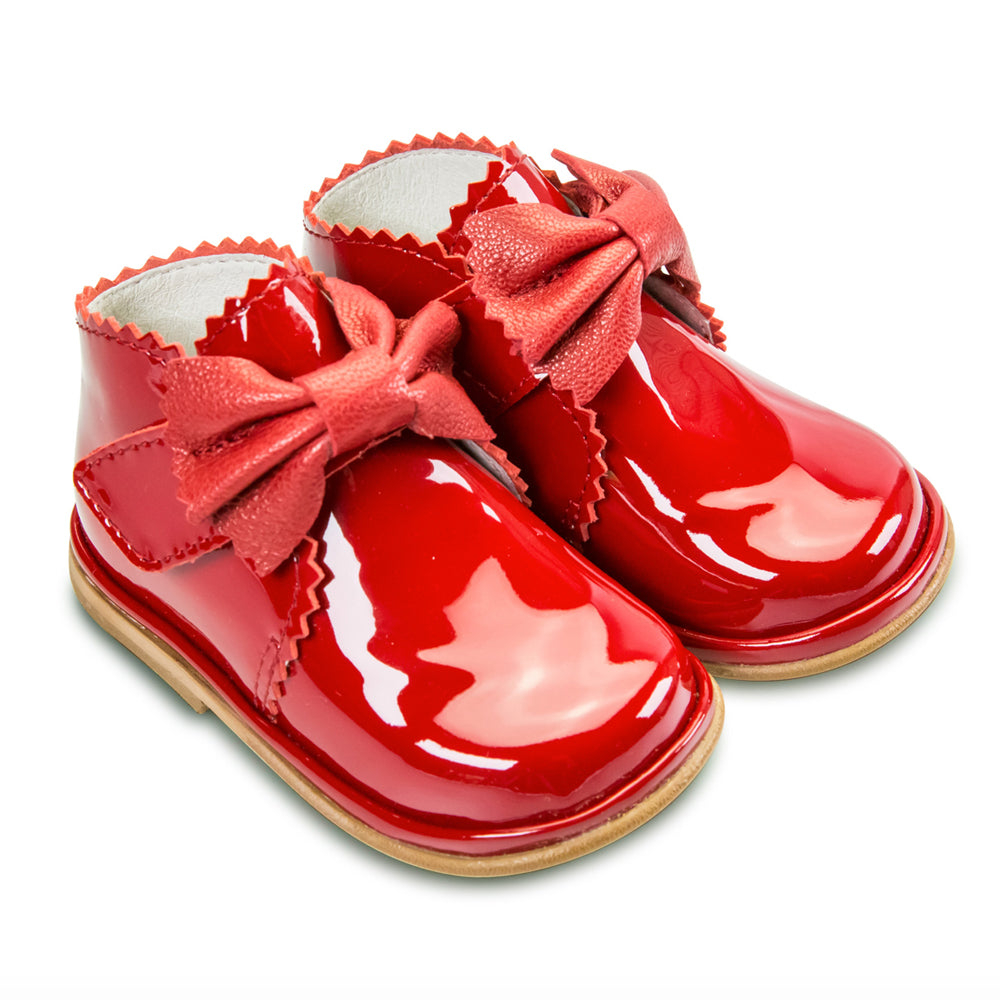 Borboleta Sharon Patent Leather Bow Boots Red