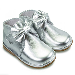 Borboleta Sharon Leather Bow Boots Silver